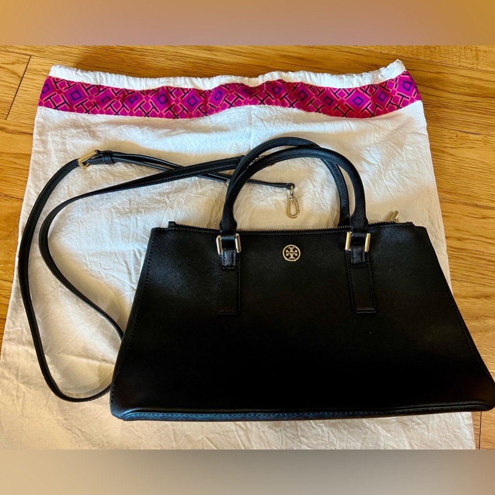 Tory Burch Robinson Double Zip Expandable Side Tote (Black)